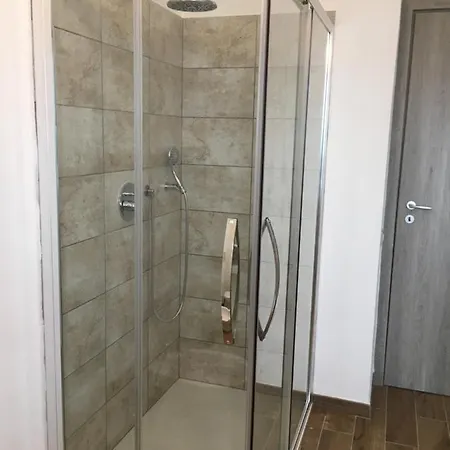 Seaside Casa Carla E Casa Andrea דירה