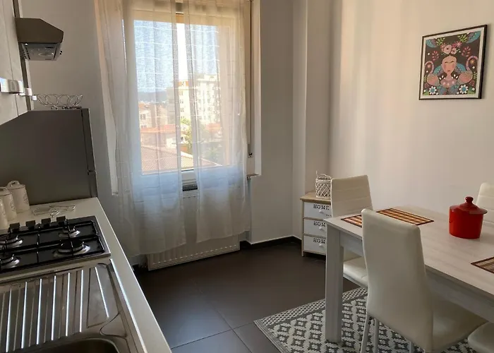 Seaside Casa Carla E Casa Andrea Apartment *